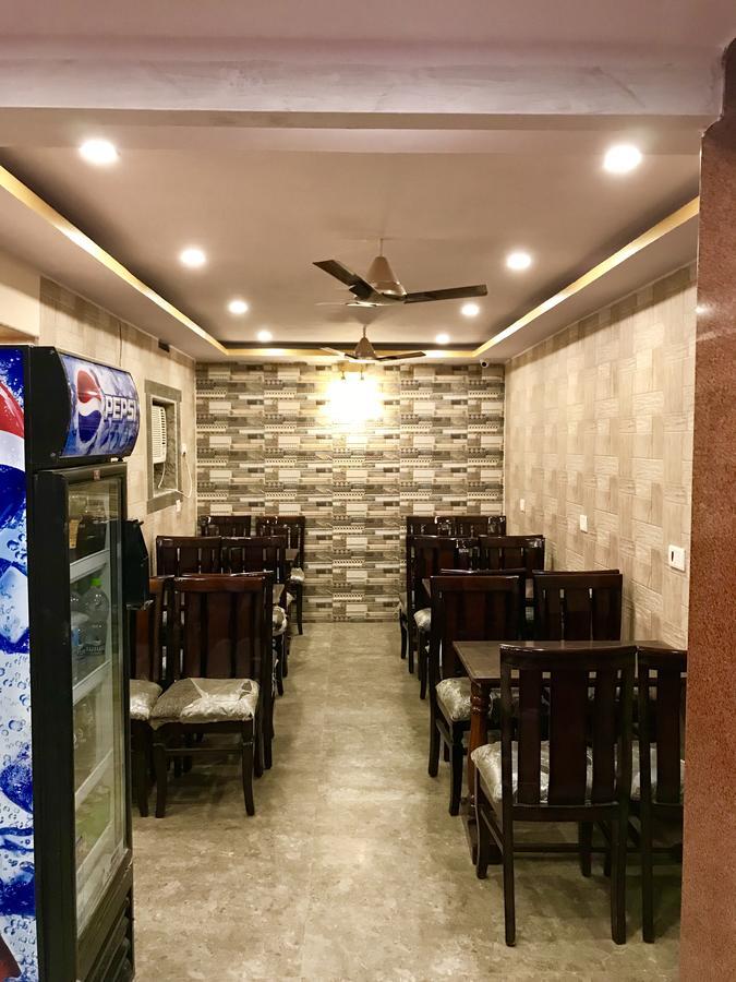 瓦拉纳西戈登旅馆别墅 外观 照片